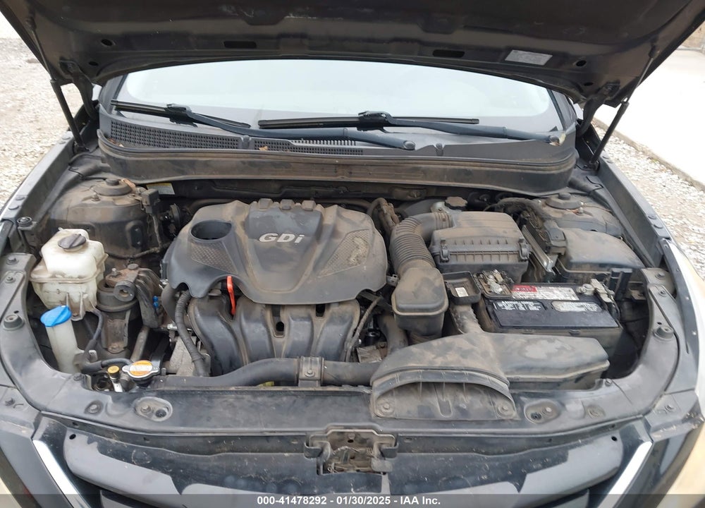 2011 HYUNDAI SONATA VIN: 5NPEB4AC1BH308560