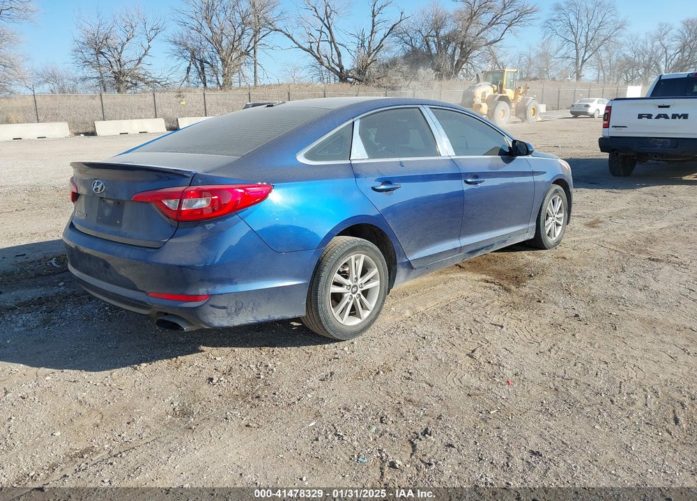 2017 HYUNDAI SONATA VIN: 5NPE24AF3HH463663