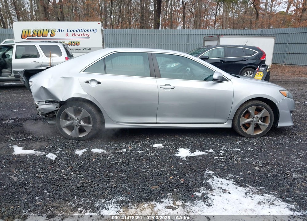 2014 TOYOTA CAMRY VIN: 4T1BF1FK2EU452887