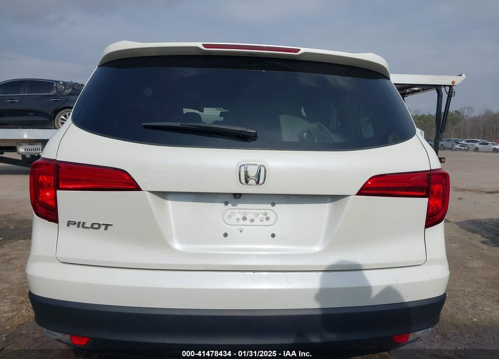 2016 HONDA PILOT EX-L VIN: 5FNYF5H79GB009646