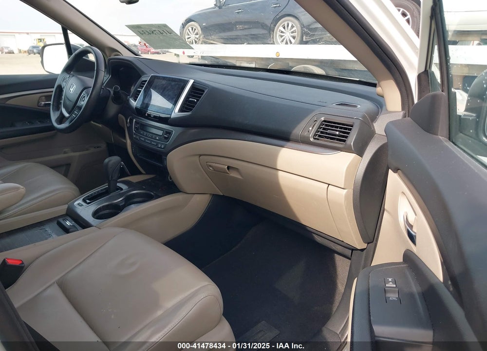 2016 HONDA PILOT EX-L VIN: 5FNYF5H79GB009646