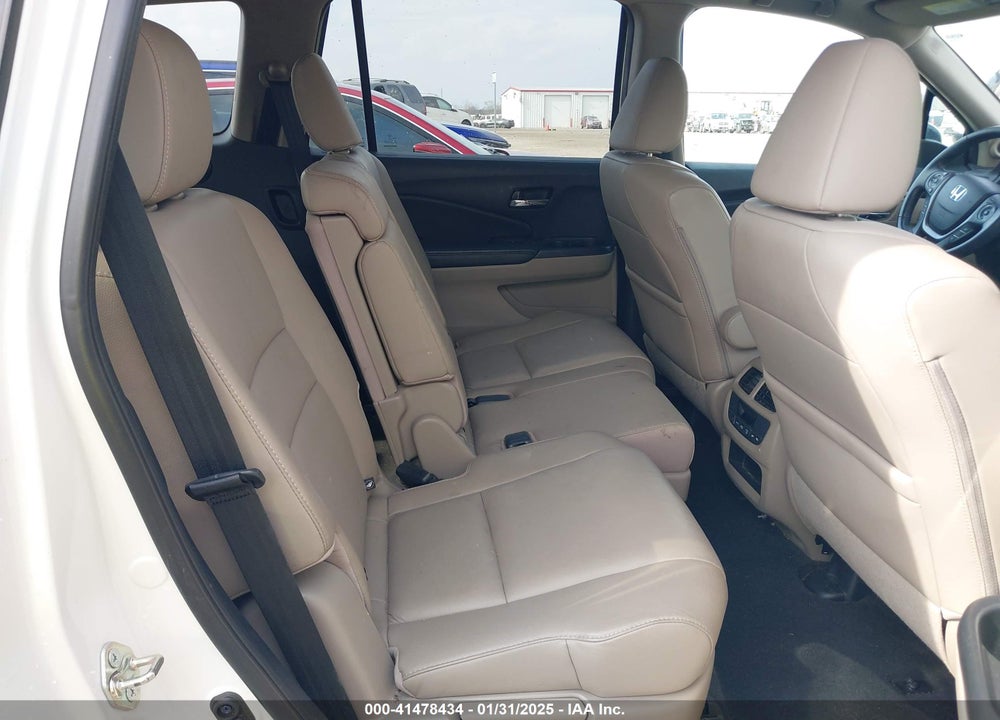 2016 HONDA PILOT EX-L VIN: 5FNYF5H79GB009646