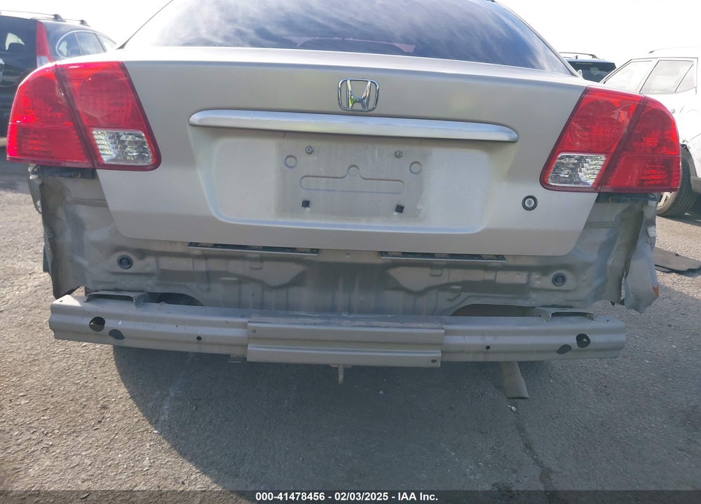 2005 HONDA CIVIC VIN: 2HGES16565H557928