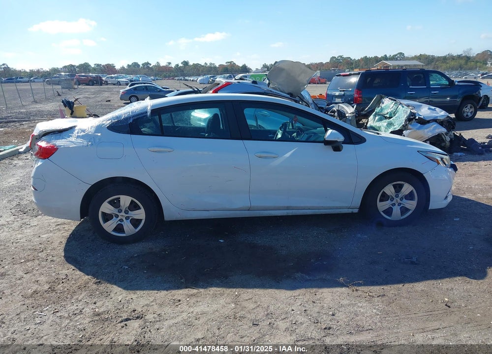 2016 CHEVROLET CRUZE VIN: 1G1BC5SM8G7328564