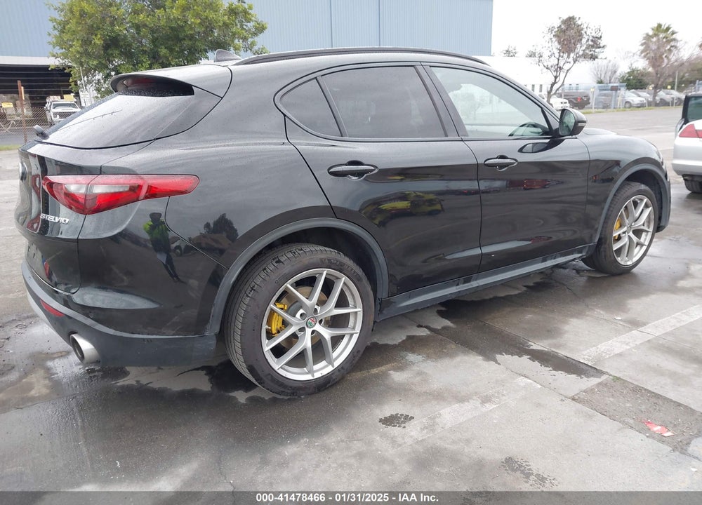 2019 ALFA ROMEO STELVIO VIN: ZASPAKAN9K7C42496