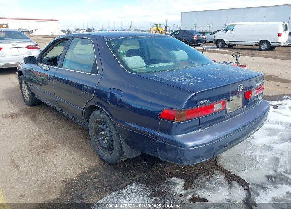 1999 TOYOTA CAMRY LE V6 VIN: JT2BF28K3X0198892