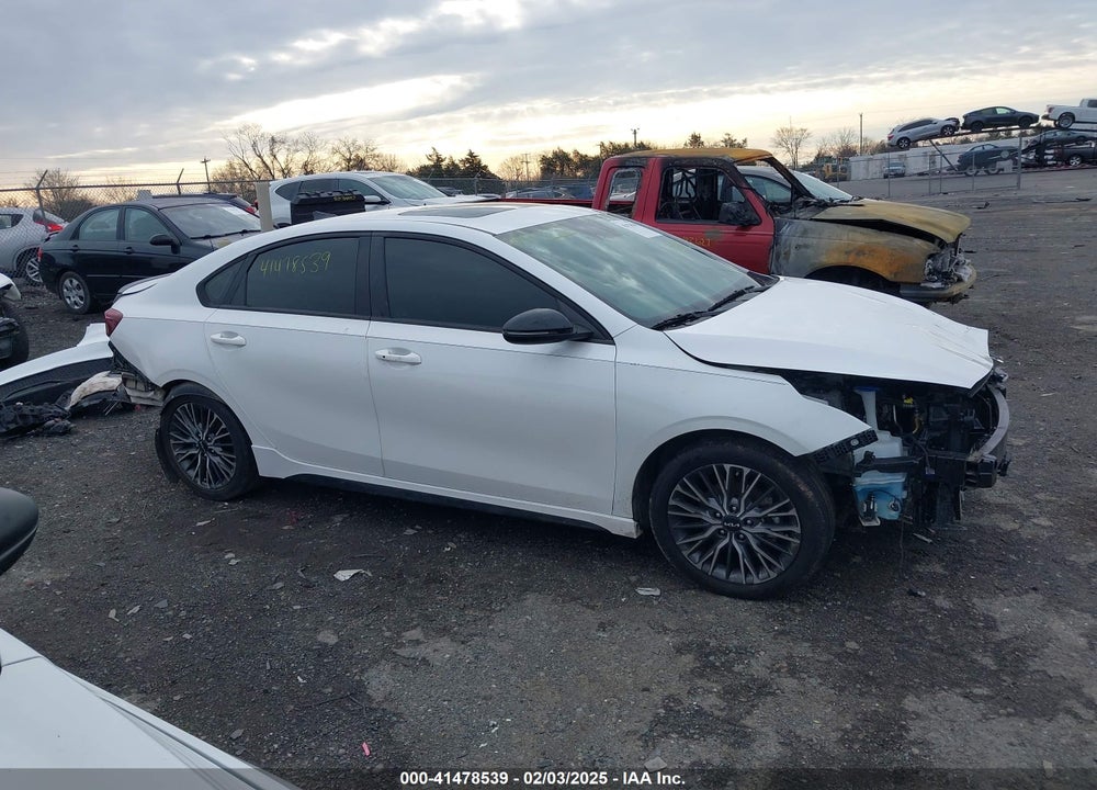 2022 KIA FORTE GT LINE VIN: 3KPF54AD8NE502077