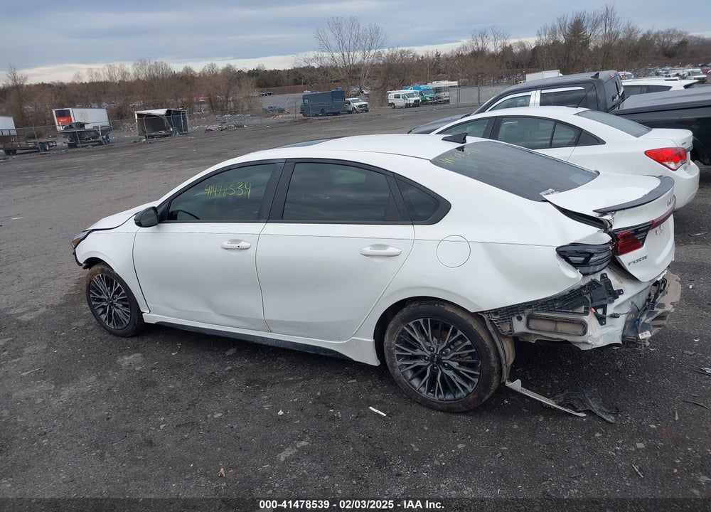 2022 KIA FORTE GT LINE VIN: 3KPF54AD8NE502077