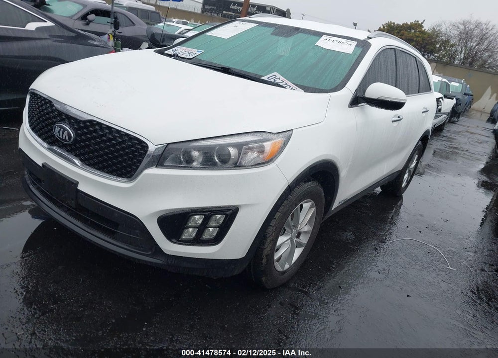 2016 KIA SORENTO 3.3L LX VIN: 5XYPGDA56GG159895