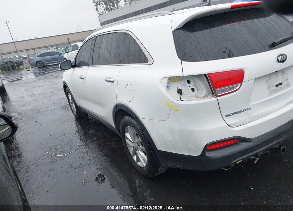 2016 KIA SORENTO 3.3L LX VIN: 5XYPGDA56GG159895