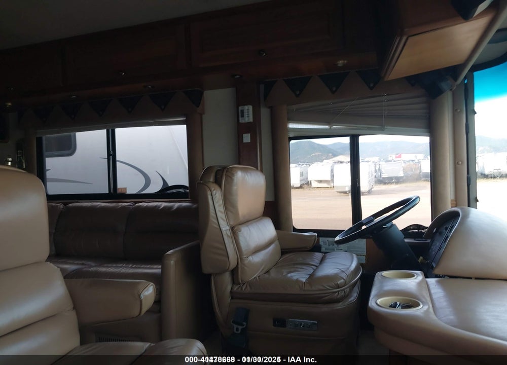 1998 FORETRAVEL MOTORHOME U320 VIN: 1F98D5424WN054786