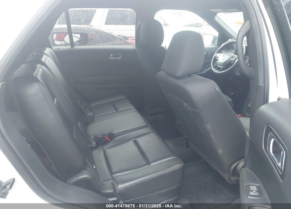 2017 FORD POLICE INTERCEPTOR VIN: 1FM5K8AR2HGE13631