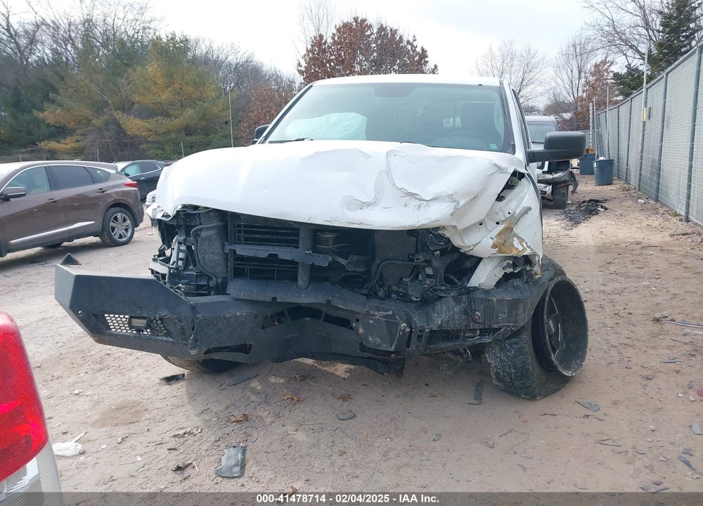 2015 RAM 1500 VIN: 1C6RR7GT0FS605663