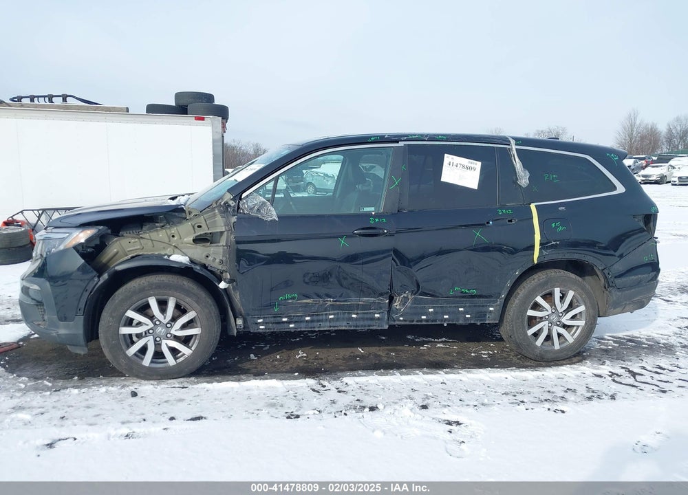 2021 HONDA PILOT VIN: 5FNYF6H57MB069800