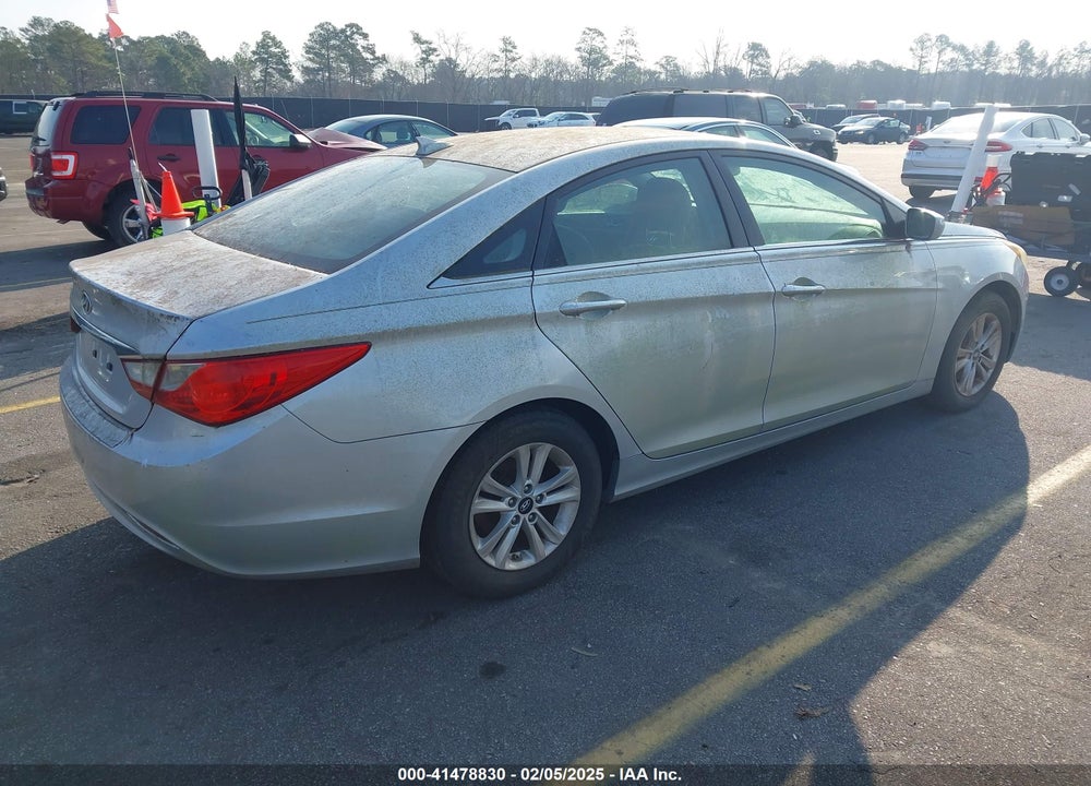 2013 HYUNDAI SONATA VIN: 5NPEB4AC2DH597841