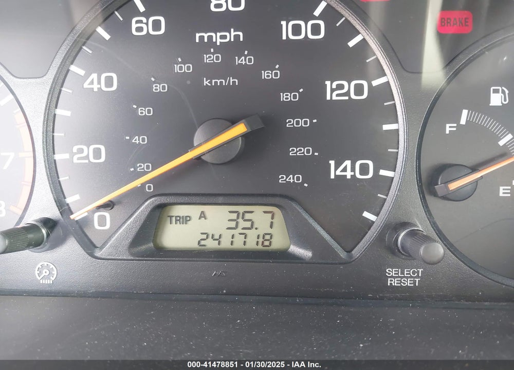 2002 HONDA ACCORD 2.3 LX VIN: 3HGCG66542G706726