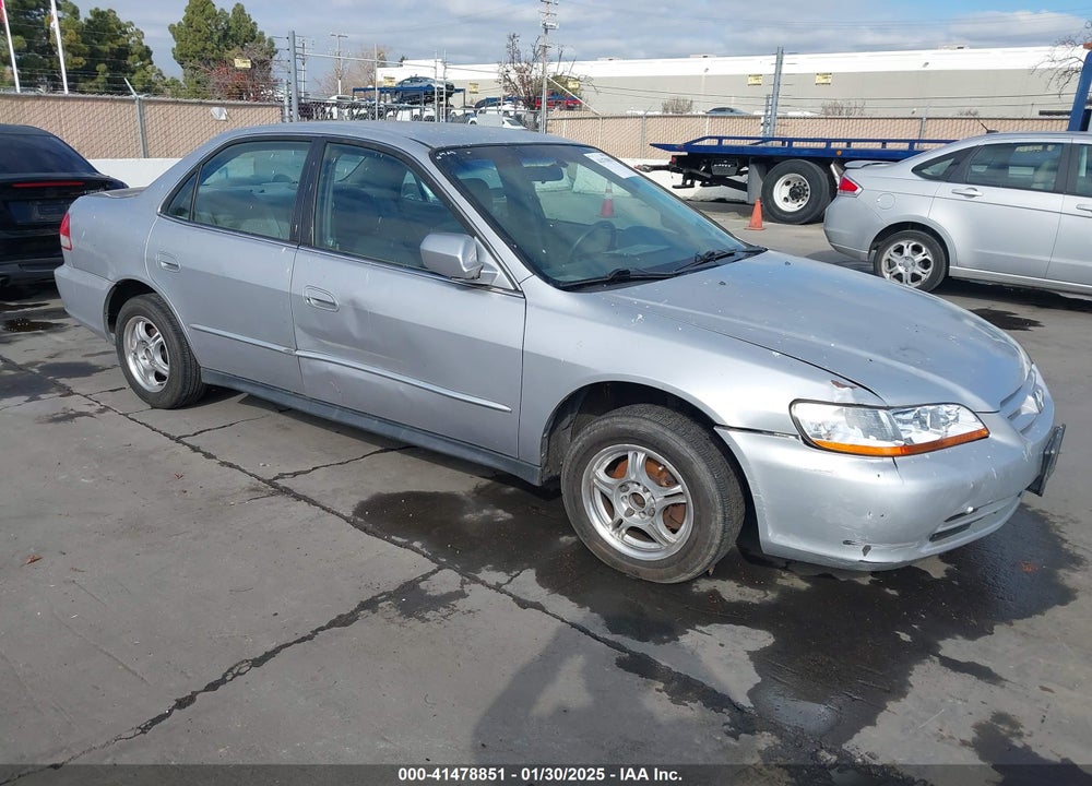 2002 HONDA ACCORD 2.3 LX VIN: 3HGCG66542G706726