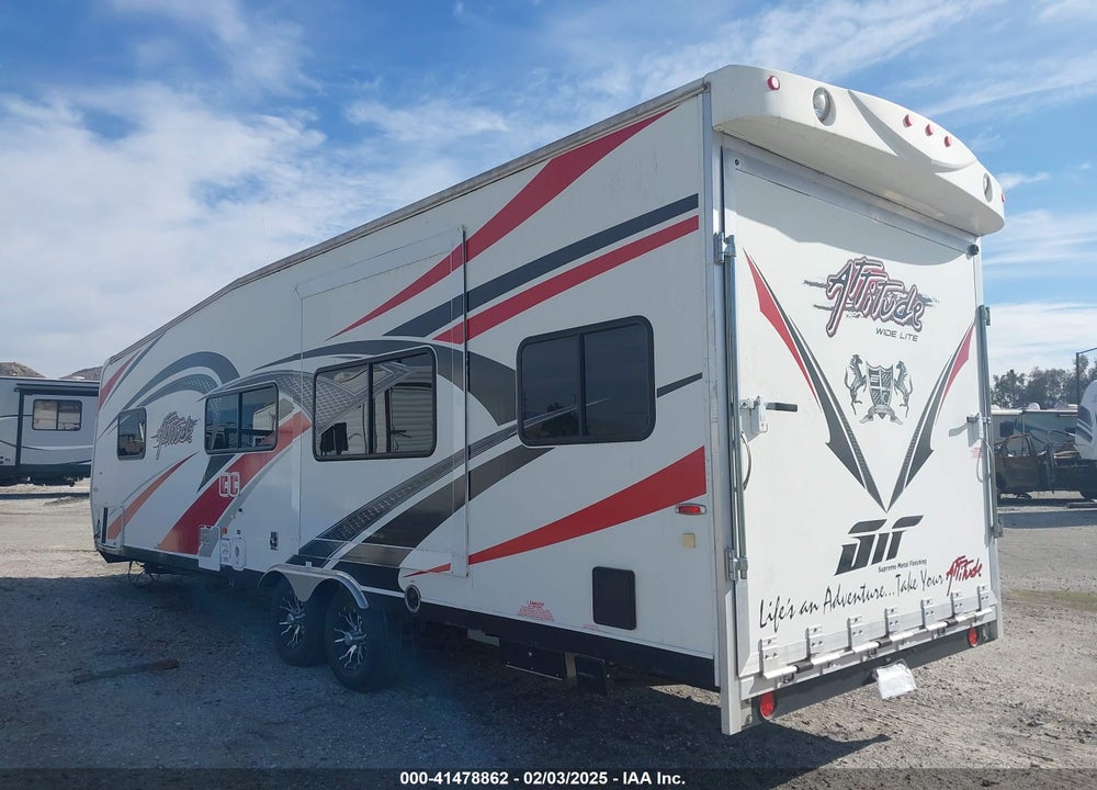 2013 ECLIPSE ATTITUDE VIN: 5LZBE2727DR010686