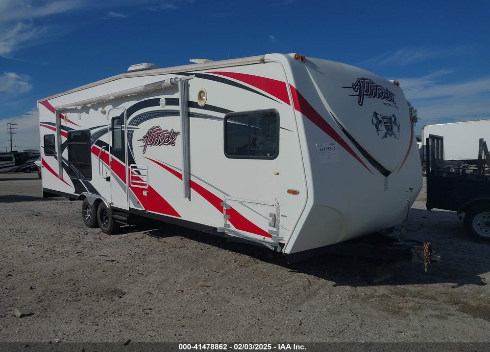2013 ECLIPSE ATTITUDE VIN: 5LZBE2727DR010686