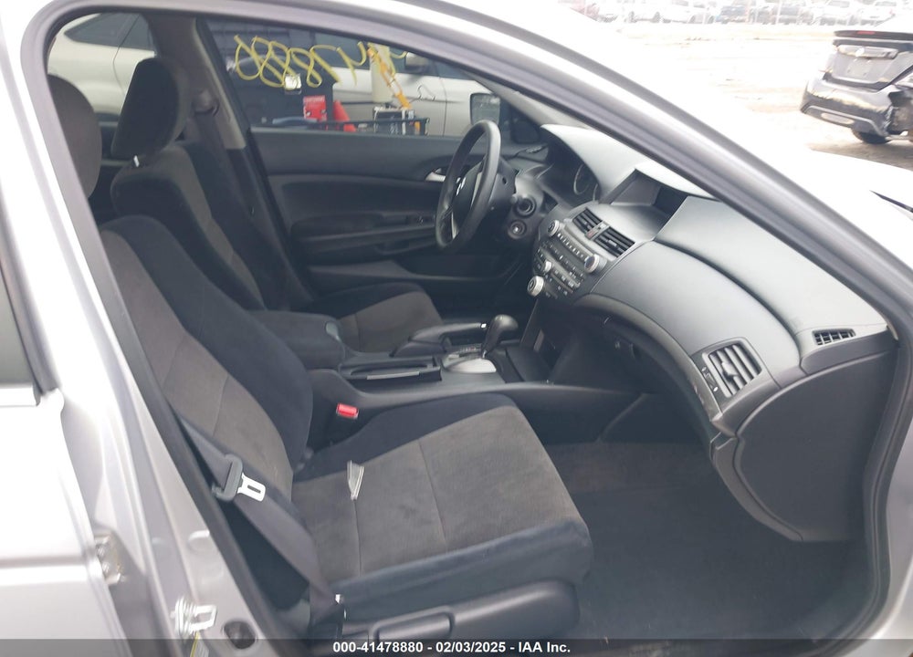 2008 HONDA ACCORD VIN: 1HGCP26458A140079