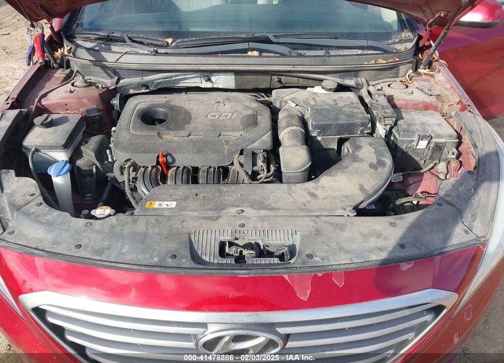 2015 HYUNDAI SONATA VIN: 5NPE24AF8FH092416