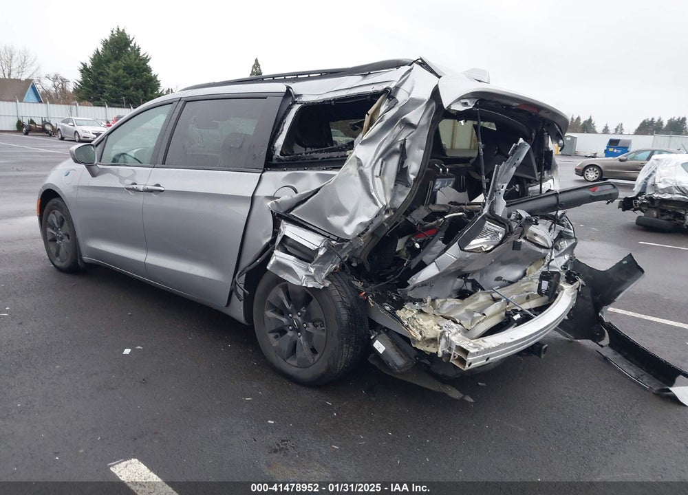2020 CHRYSLER PACIFICA VIN: 2C4RC1N77LR224483
