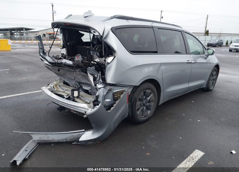 2020 CHRYSLER PACIFICA VIN: 2C4RC1N77LR224483