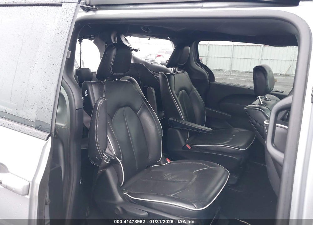 2020 CHRYSLER PACIFICA VIN: 2C4RC1N77LR224483