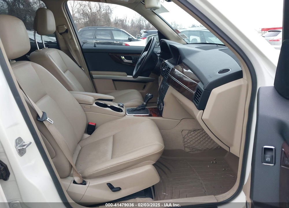 2010 MERCEDES-BENZ GLK 350 4MATIC VIN: WDCGG8HB6AF300813