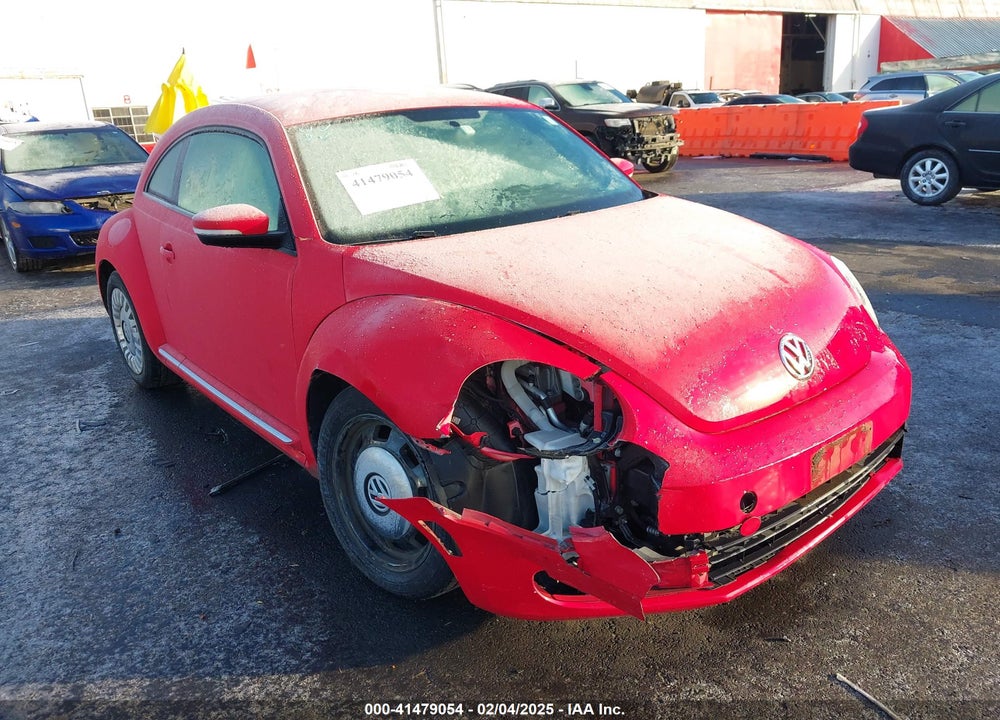 2014 VOLKSWAGEN BEETLE VIN: 3VWJP7AT8EM629573