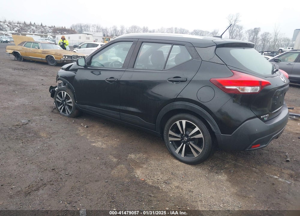 2019 NISSAN KICKS SV VIN: 3N1CP5CU6KL527179