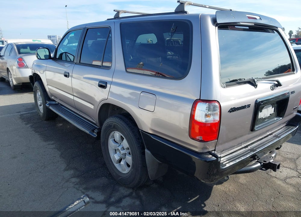 2002 TOYOTA 4RUNNER SR5 V6 VIN: JT3GN86R220246835