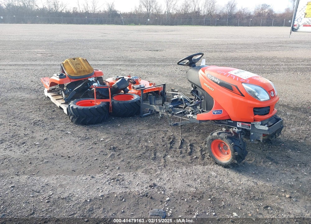 2021 KUBOTA TRACTOR VIN: KBGCDAE0EMGJ41584