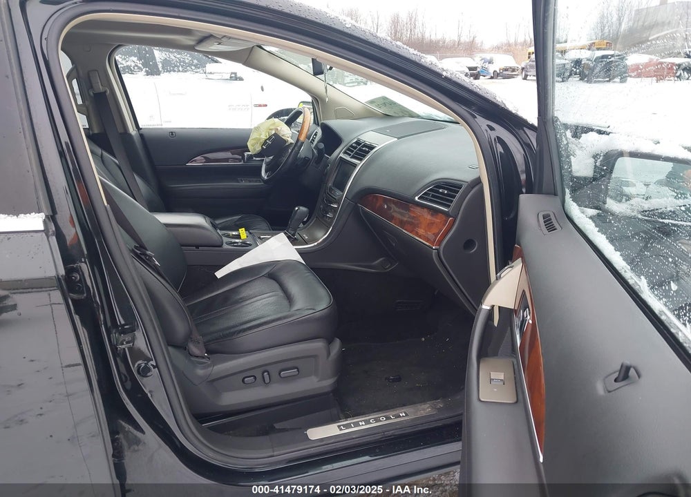 2013 LINCOLN MKX VIN: 2LMDJ8JK0DBL33493