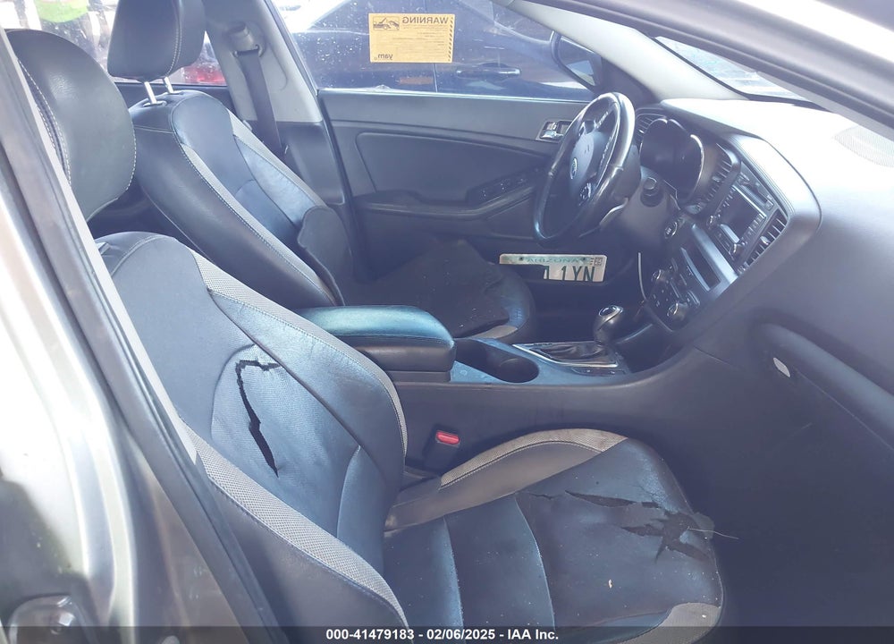 2012 KIA OPTIMA VIN: 5XXGR4A67CG077479