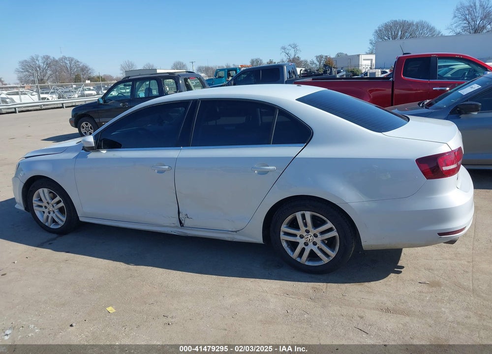 2017 VOLKSWAGEN JETTA VIN: 3VW2B7AJ4HM284841