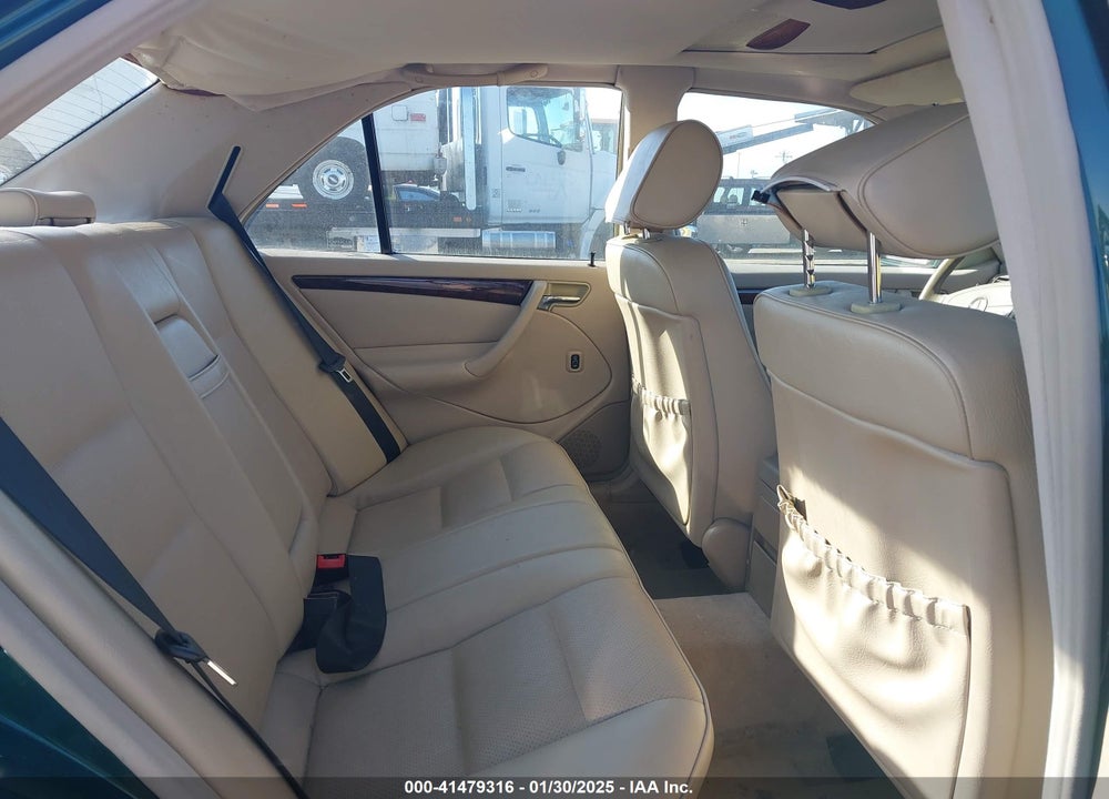 2000 MERCEDES-BENZ C 230 KOMPRESSOR VIN: WDBHA24G9YA852483