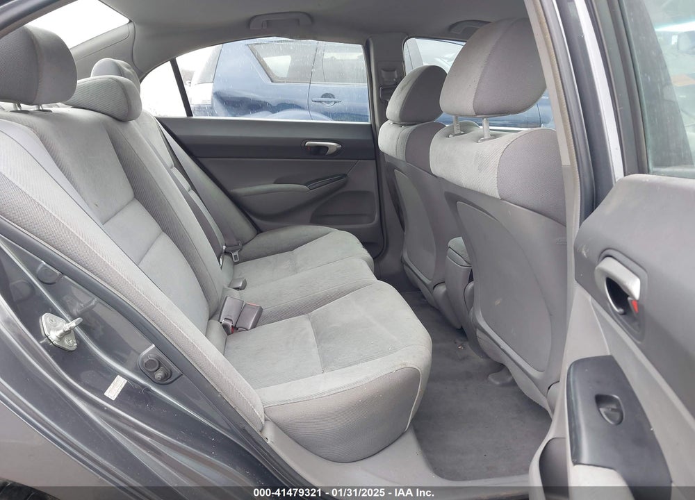 2010 HONDA CIVIC VIN: 19XFA1F57AE011179