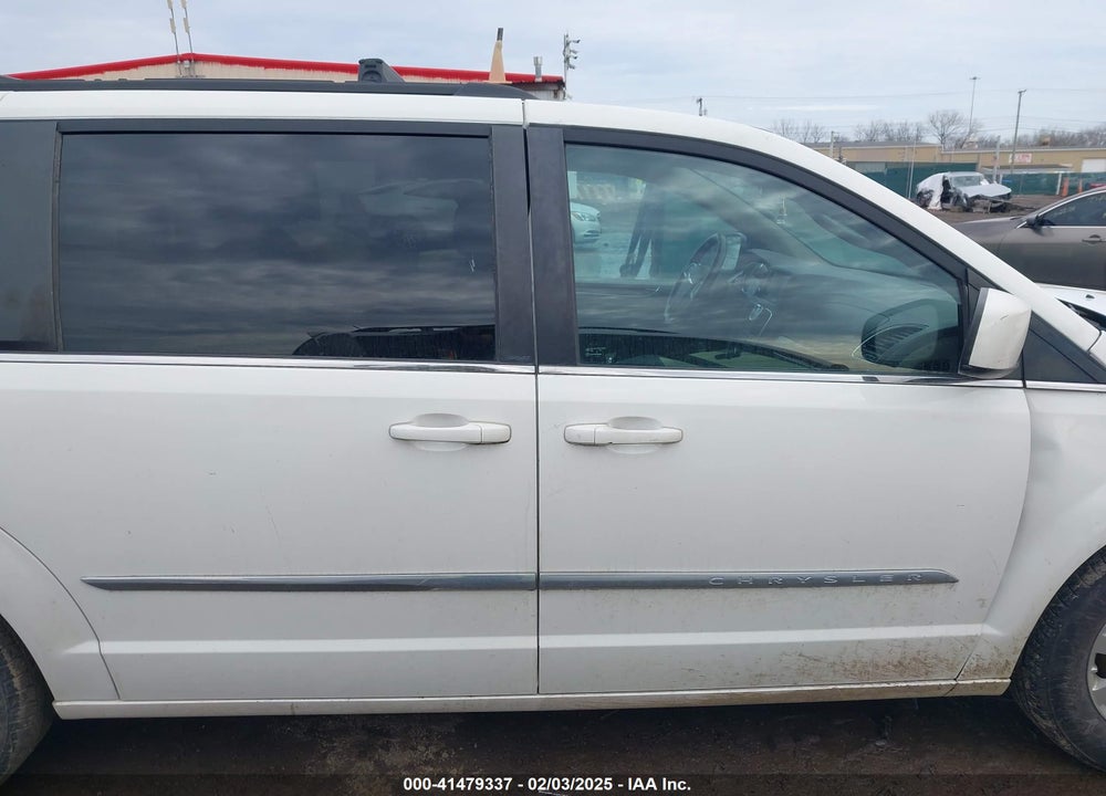 2012 CHRYSLER TOWN & COUNTRY VIN: 2C4RC1BG1CR209255