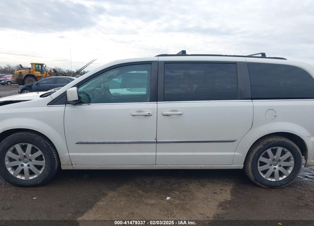 2012 CHRYSLER TOWN & COUNTRY VIN: 2C4RC1BG1CR209255