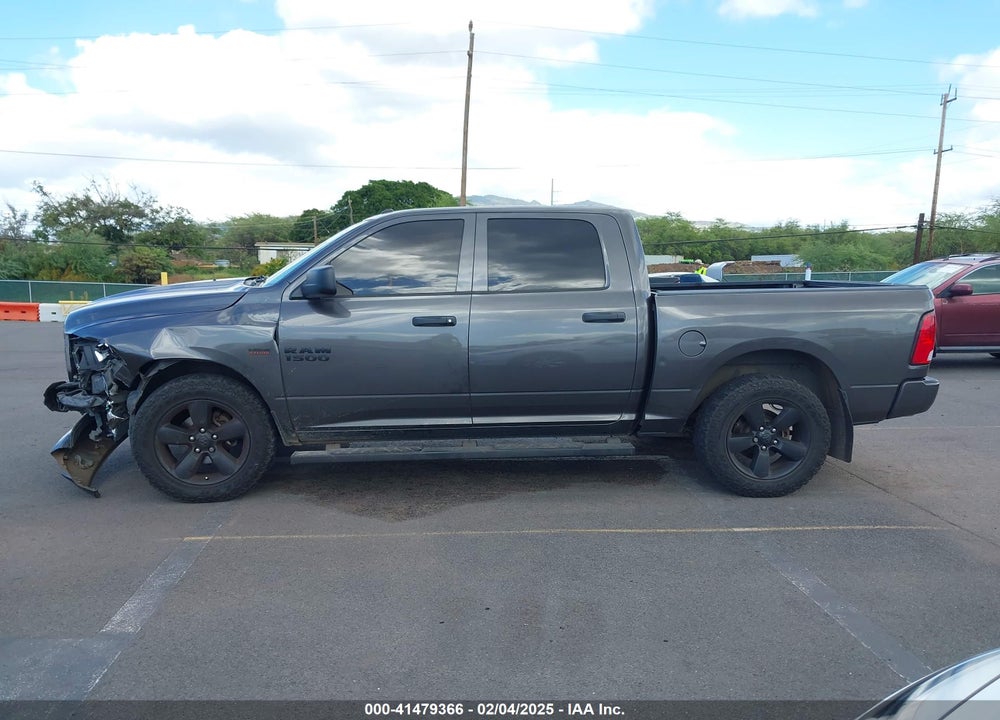 2016 RAM 1500 VIN: 3C6RR7KT2GG384910