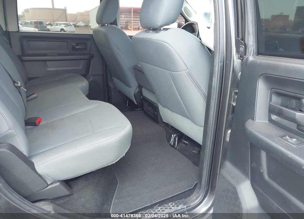 2016 RAM 1500 VIN: 3C6RR7KT2GG384910