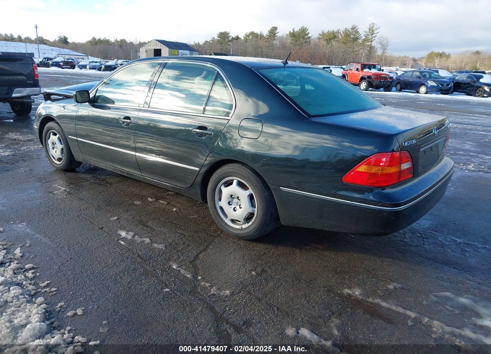 2002 LEXUS LS 430 VIN: JTHBN30F320077821