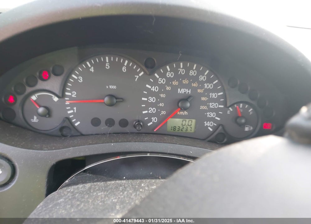 2006 FORD FOCUS VIN: 1FAFP37N66W157231
