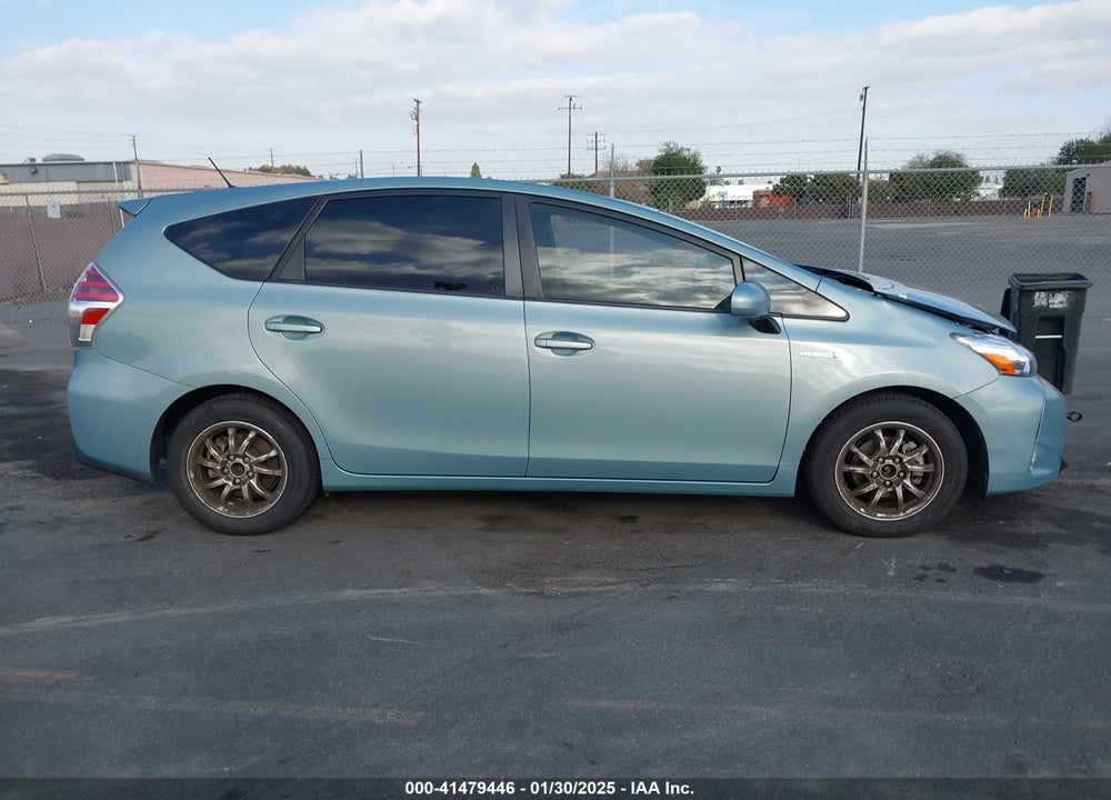2016 TOYOTA PRIUS V VIN: JTDZN3EU1GJ042011