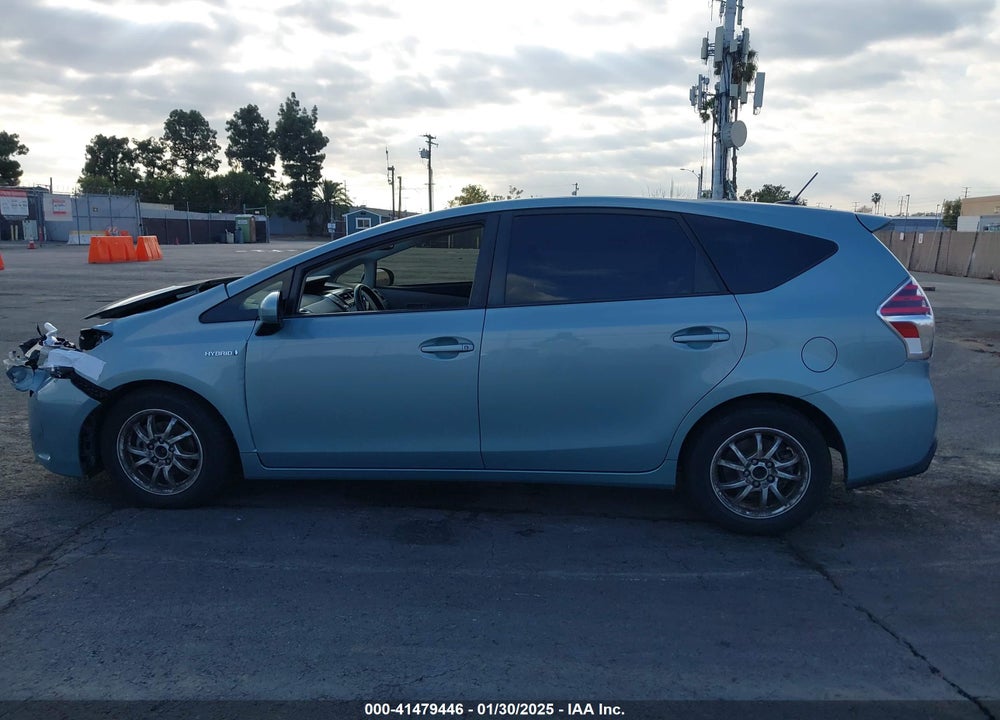 2016 TOYOTA PRIUS V VIN: JTDZN3EU1GJ042011