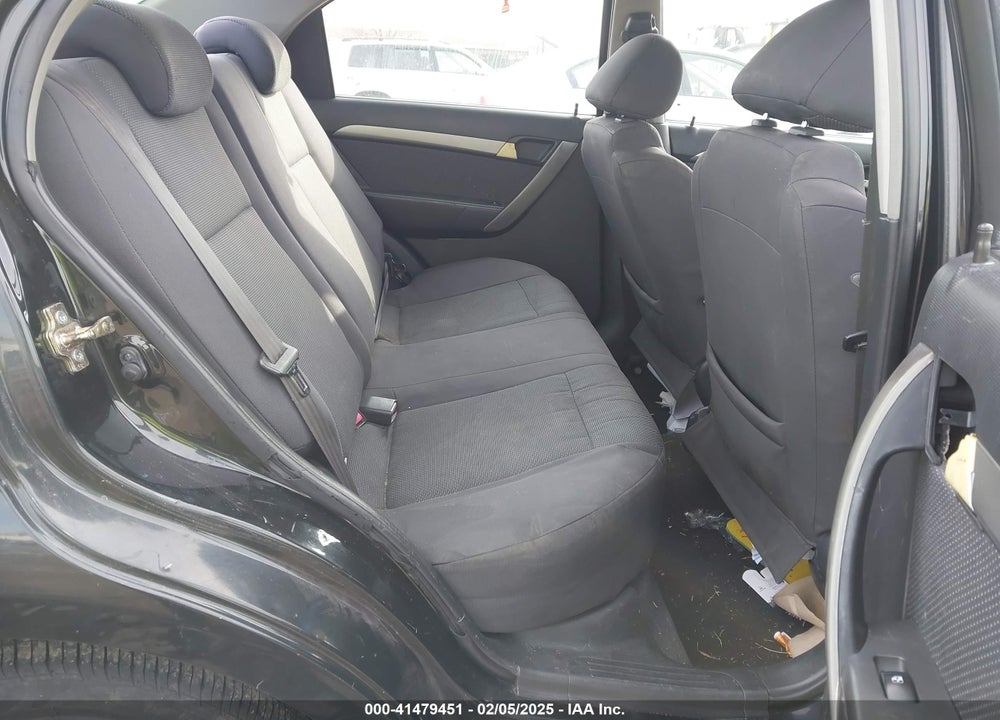 2007 CHEVROLET AVEO LS VIN: KL1TD56647B107715