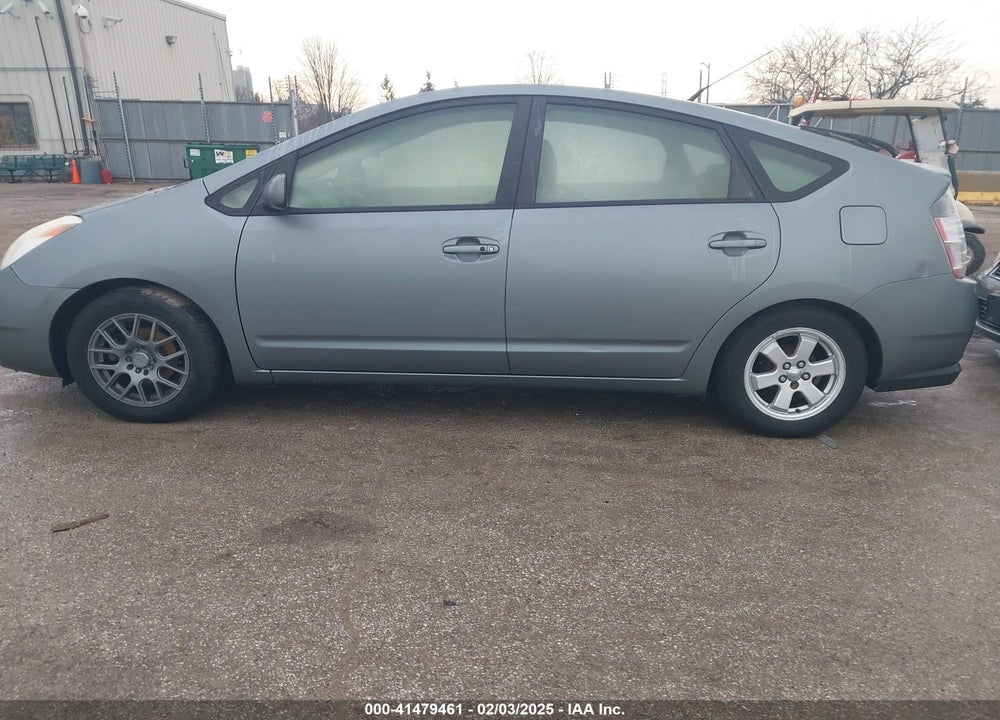 2005 TOYOTA PRIUS VIN: JTDKB20U053002340