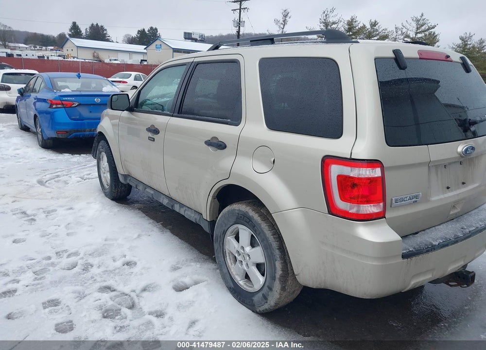 2010 FORD ESCAPE XLT VIN: 1FMCU0D78AKC25339