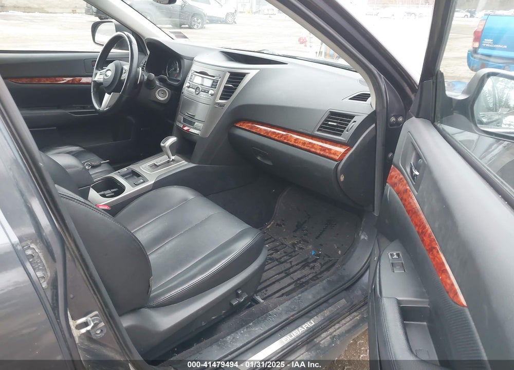 2010 SUBARU OUTBACK 2.5I LIMITED VIN: 4S4BRBKC1A3351836